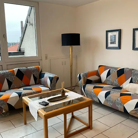 Apartment Zentral Aber Ruhig - 5 Im Selben Haus In Elberfeld *