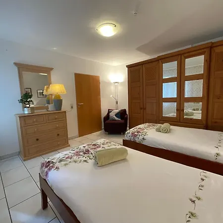 公寓 Zentral Aber Ruhig - 5 Im Selben Haus In Elberfeld 伍珀塔尔